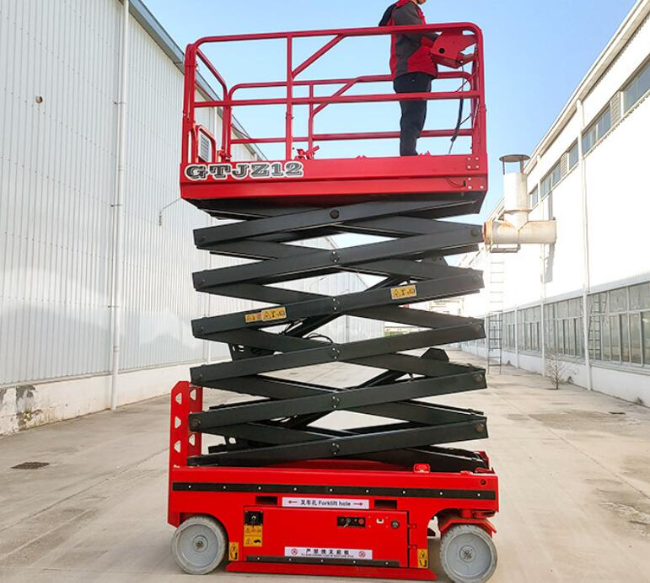 和布克赛尔自行走移动式升降机