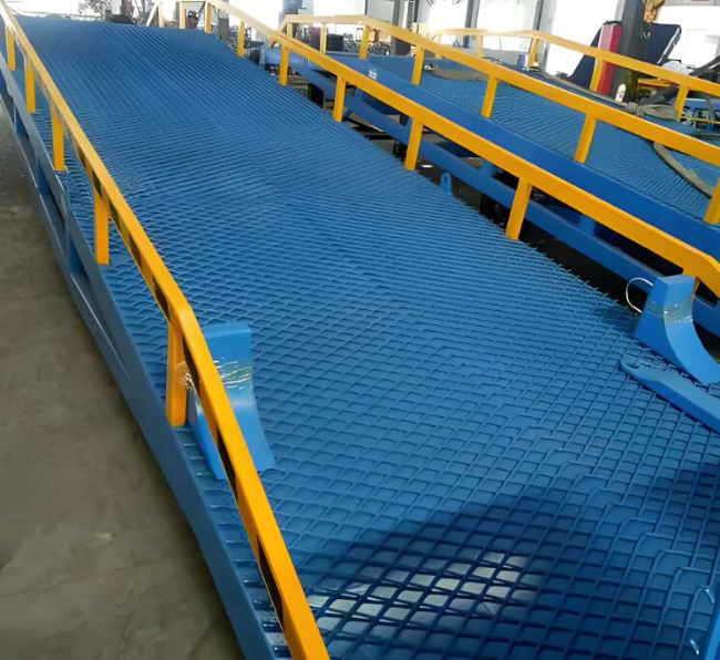 和布克赛尔移动式液压登车桥