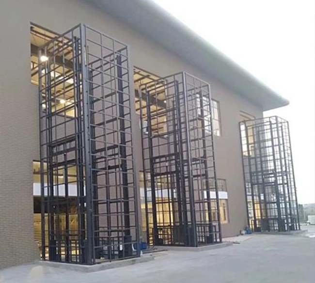 和布克赛尔液压升降货梯