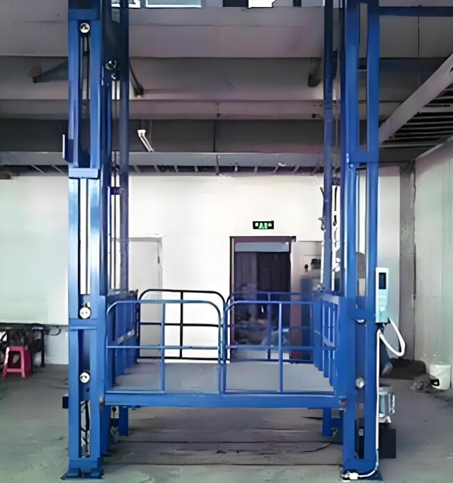 和布克赛尔导轨式升降货梯